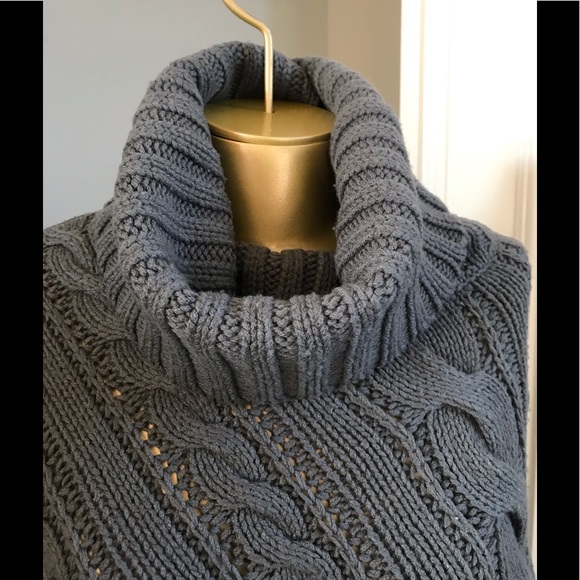 THEORY Cicconne knit Poncho sweater - Picture 3 of 9